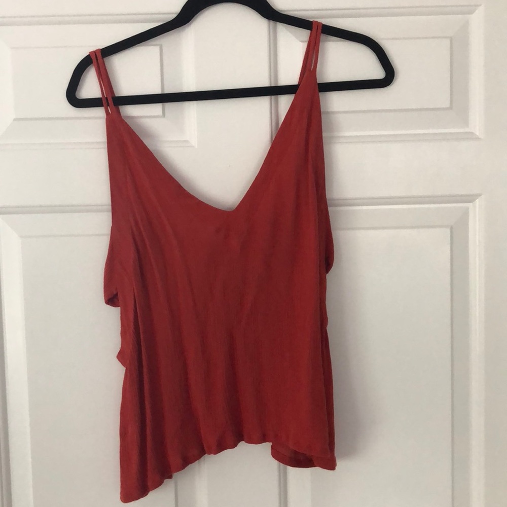 Crimson Red Top